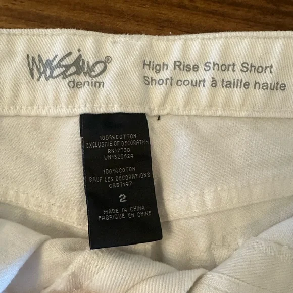 Mossimo High Rise Shorts - Picture 3 of 8